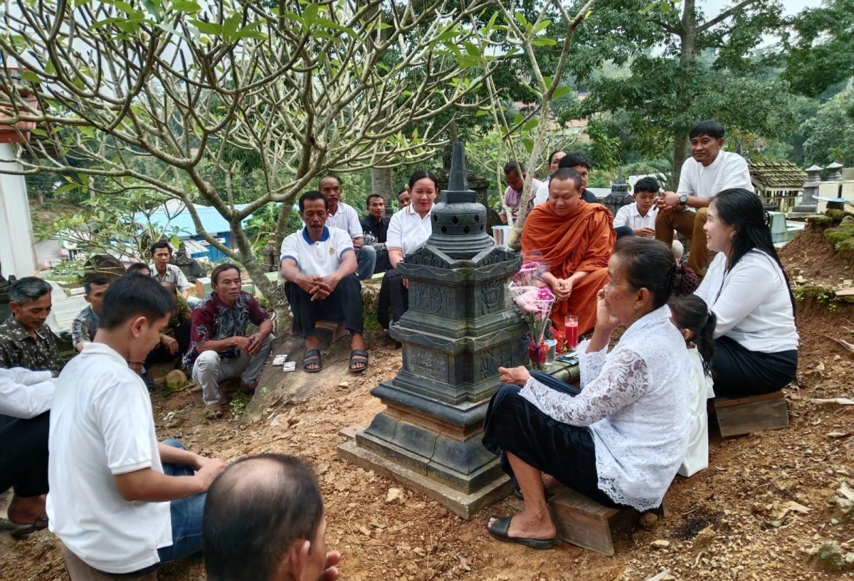 Pembacaan do'a Awamanggala 