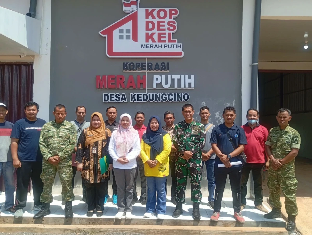 PEMBAGIAN MBG BALITA DI POS PANDAN 5 DESA KEDUNGCINO
