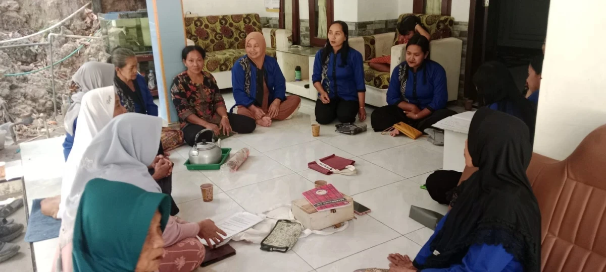 Pertemuan Rutinan Kamis Wage PKK Tri Manunggal