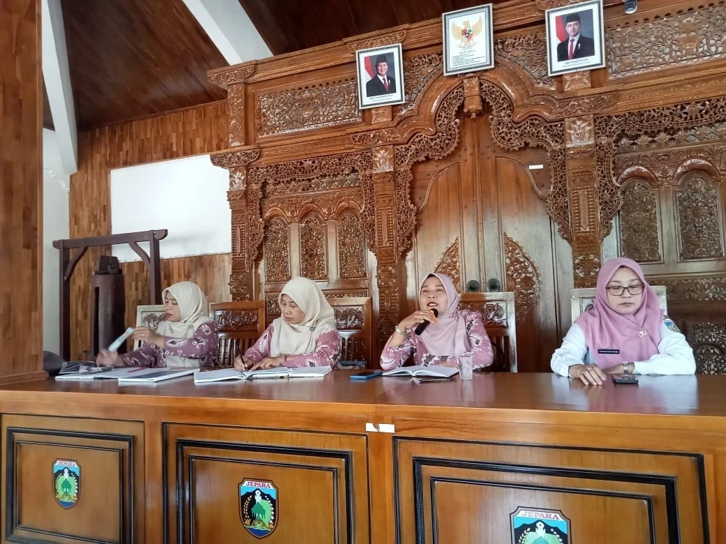 Pertemuan Rutin TP PKK Desa Kaligarang (Sosialisasi Tentang Perlindungan Perempuan dan anak dari POKJA I)