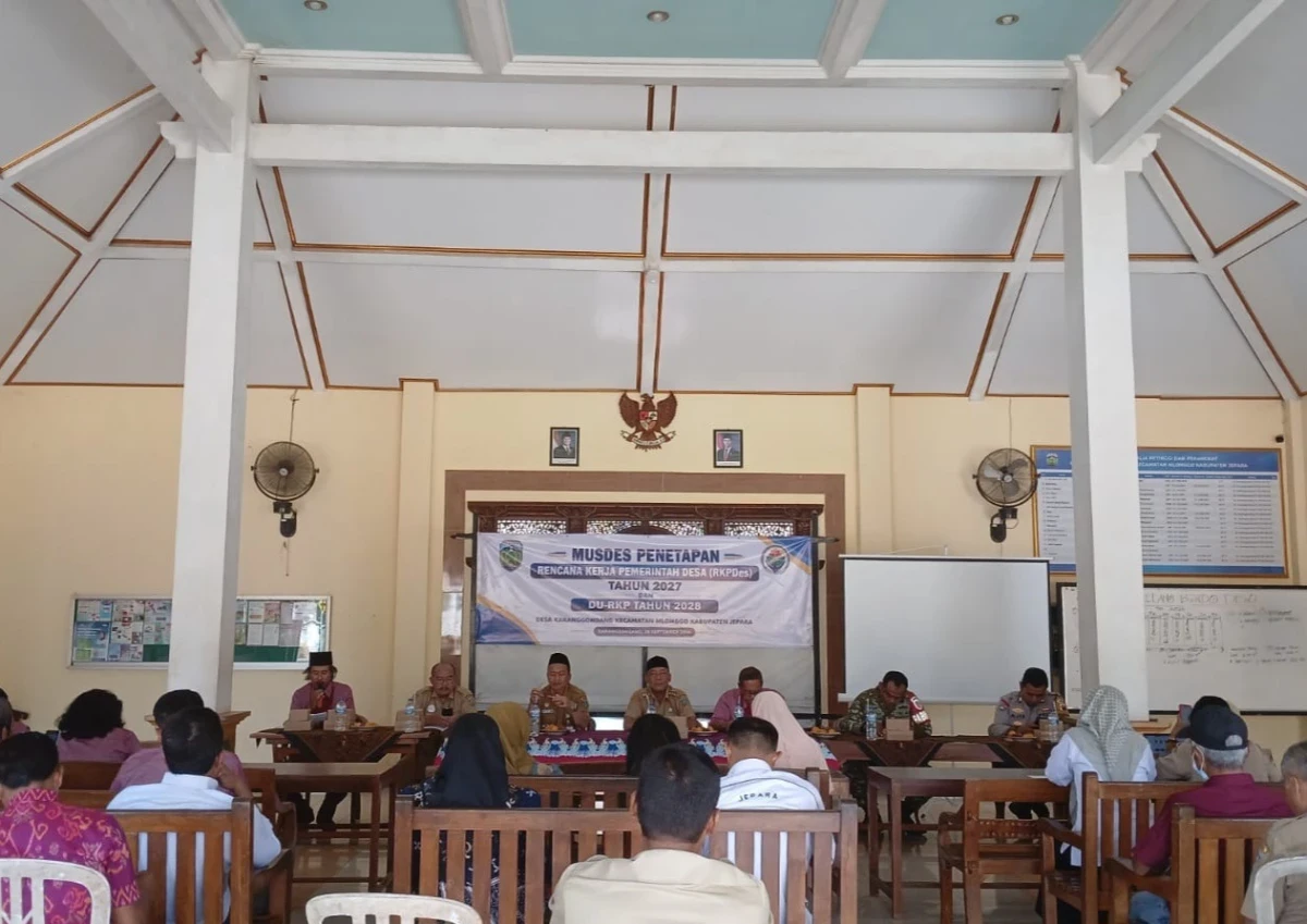 TP PKK Desa Karanggondang Hadiri Musdes Penetapan RKPDes 2027 untuk Kawal Program Pemberdayaan Perempuan dan Keluarga