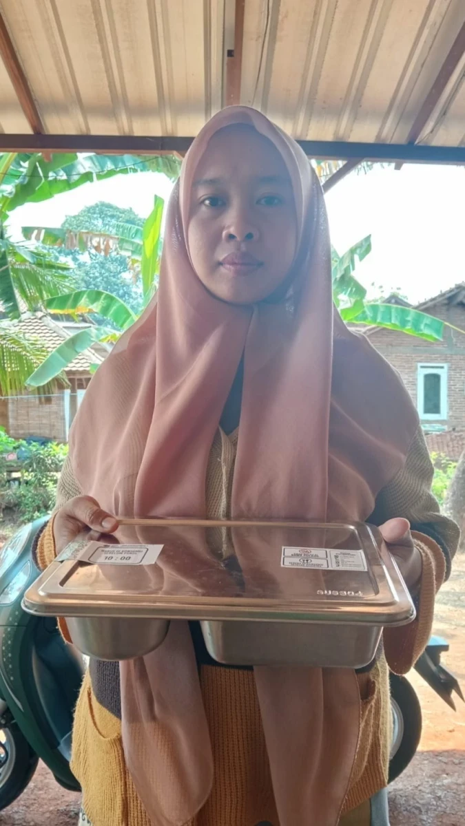 Penyaluran Program MBG untuk Bumil, Busui, dan Balita di Posyandu Harapan 8 RW 02 Desa Karanggondang