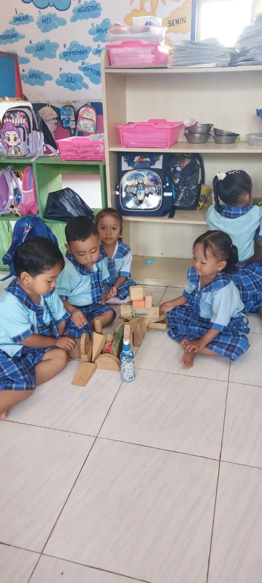 Kegiatan Pembelajaran di POS PAUD CERIA MANDIRI KALIGARANG 28 September 2026