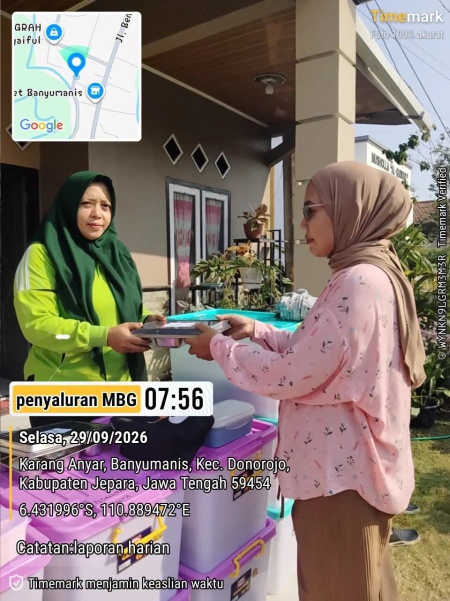 PENDISTRIBUSIAN MBG UNTUK IBU HAMIL DAN BALITA DI POS MAWAR MERAH 4