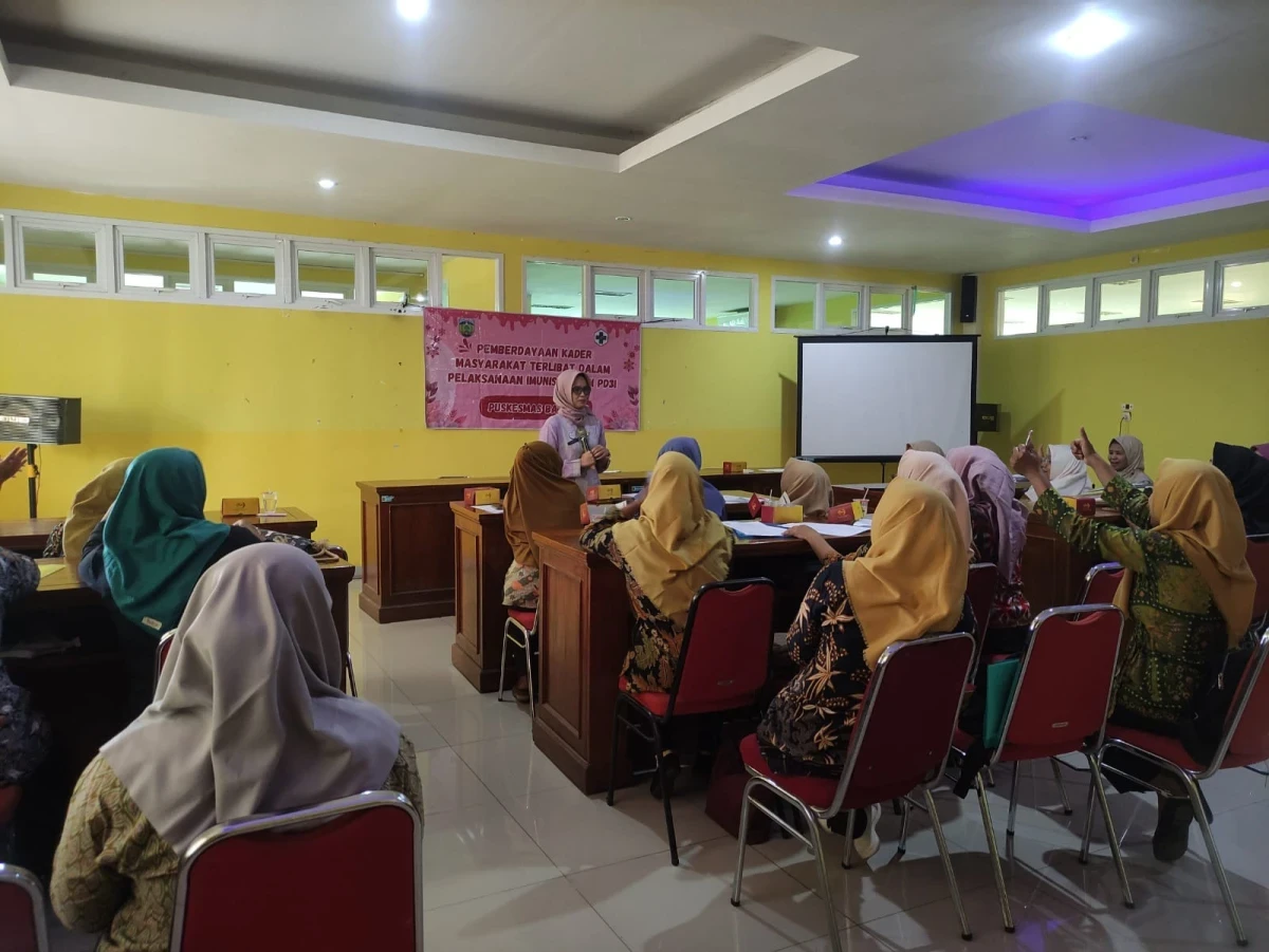 Kegiatan pemberdayaan  masyarakat terlibat  pelaksanaan imunisasi PD31 