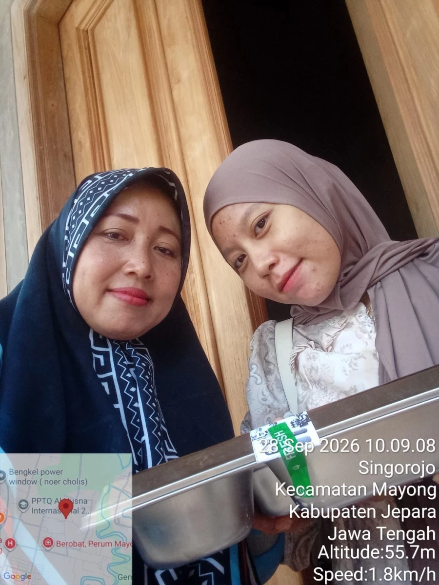 Sentuhan Kasih Kader Posyandu Mawar Merah Singorojo Lewat Pembagian MBG