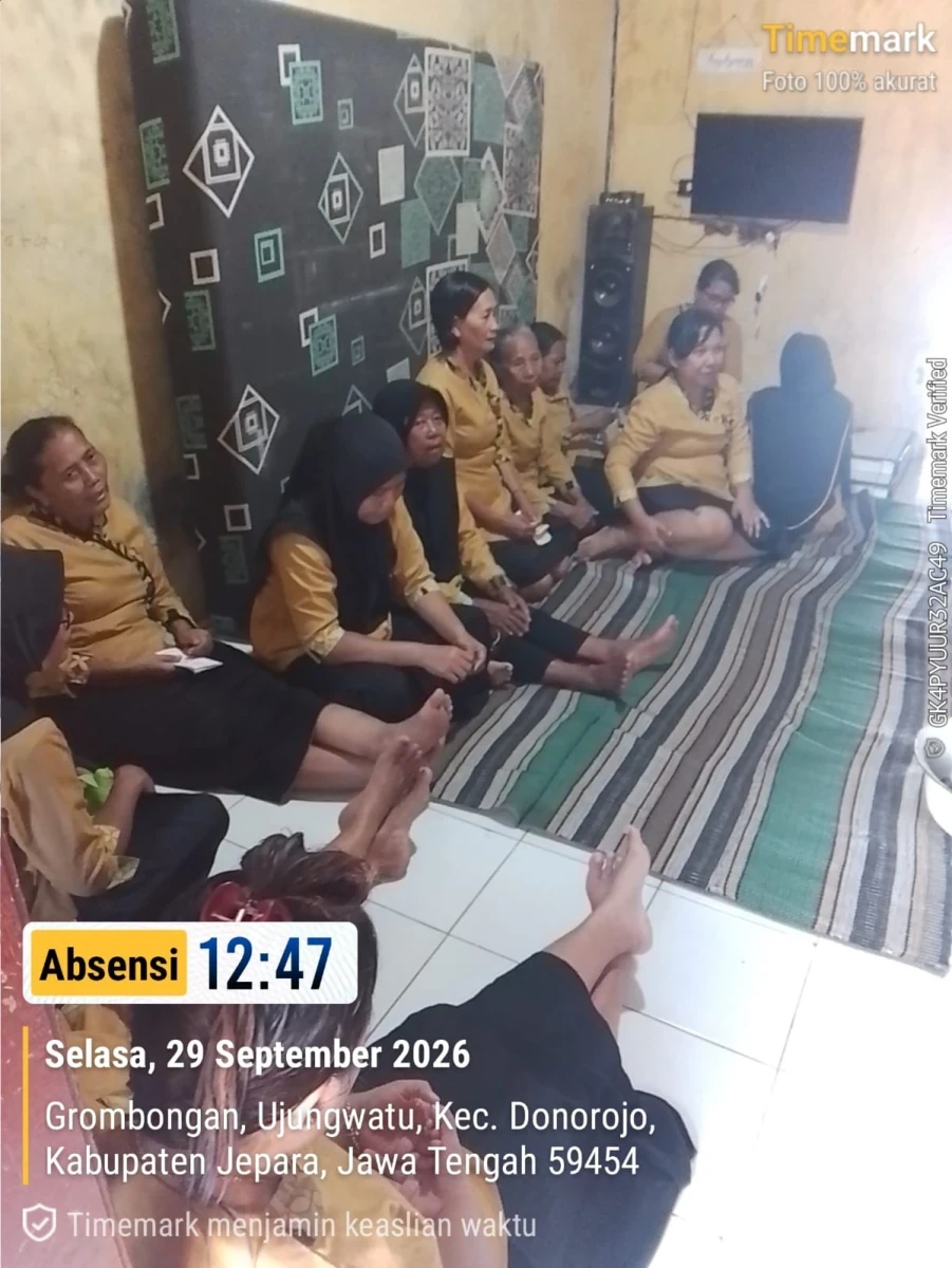 SOSIALISASI JINGLE PAAREDI DI RT 06 RW 03 DUKUH GROBOGAN