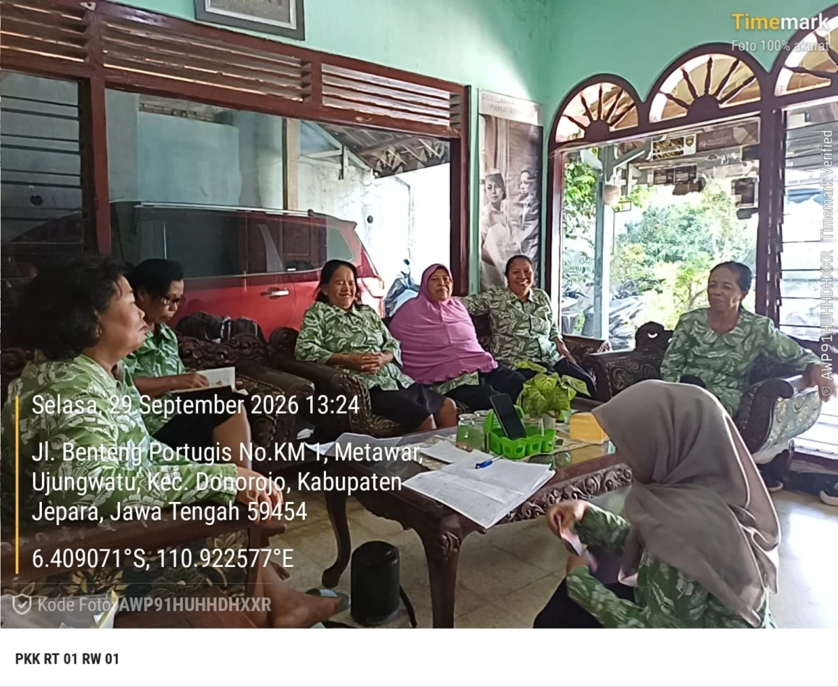SOSIALISASI JINGLE PAAREDI DI RT 01 RW 01 DUKUH METAWAR