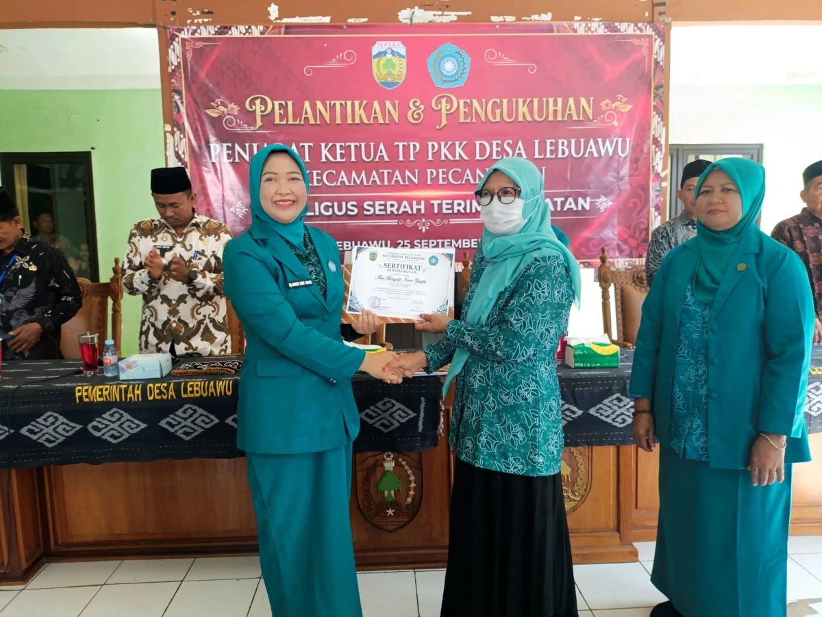 Pelantikan & Pengukuhan Penjabat Ketua TP PKK Desa Lebuawu Sekaligus Serah Terima Jabatan