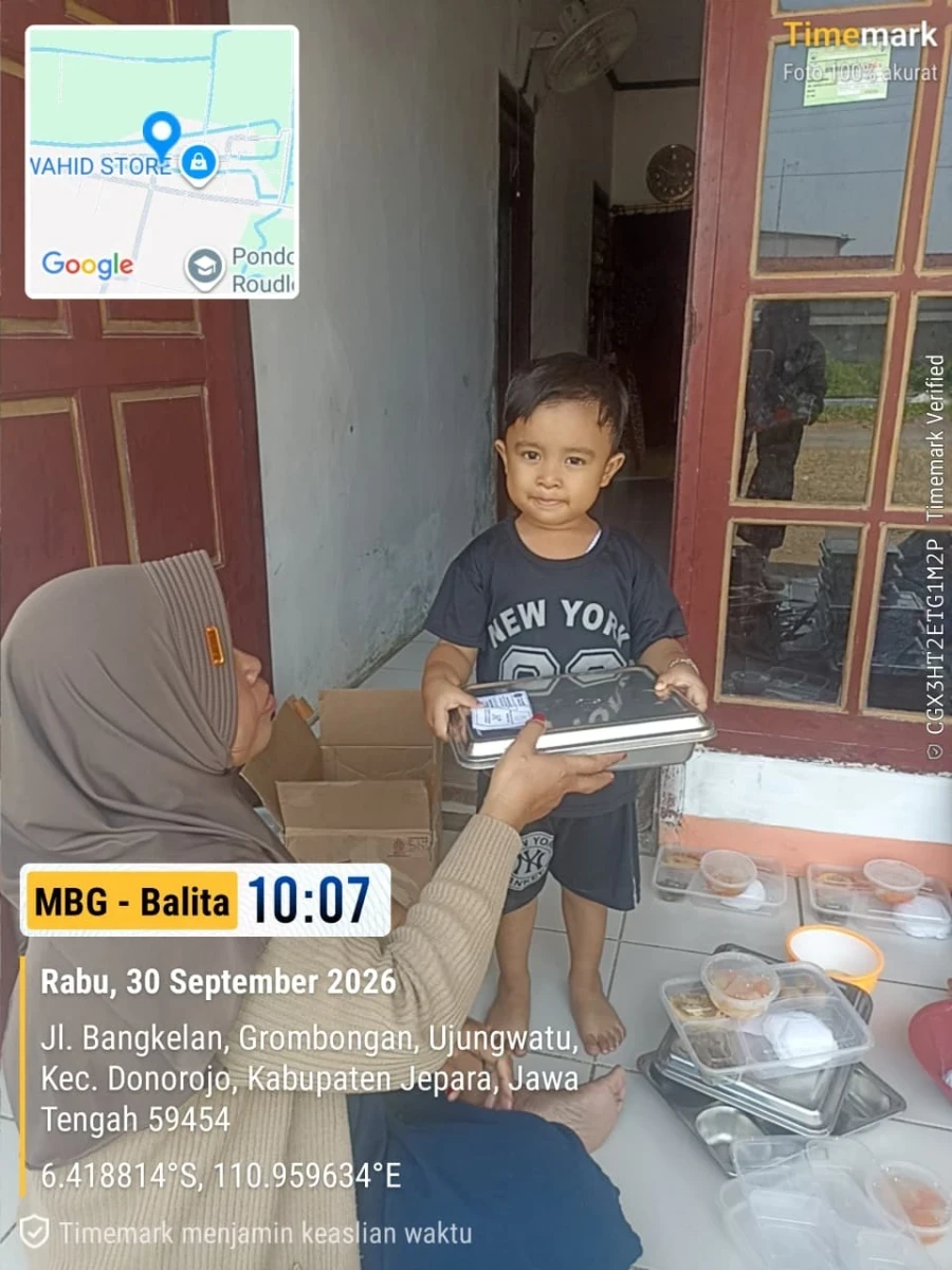 PENDISTRIBUSIAN MAKAN BERGIZI GRATIS (MBG) DI POS 06 RW 03 GROBOGAN