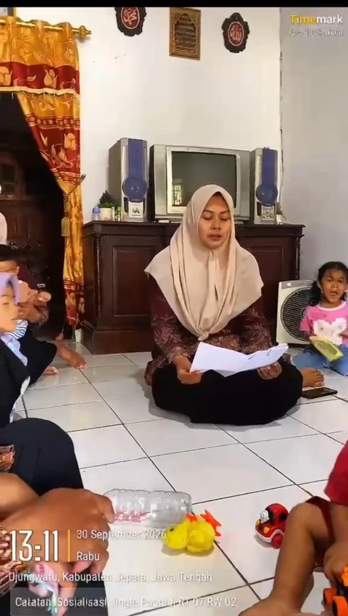 SOSIALISASI JINGLE PAAREDI DI RT 07 RW 02 DUKUH SIDOREJO