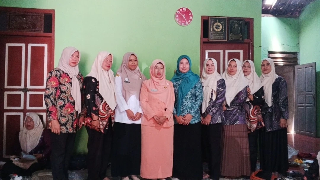 Pertemuan Rutinan Bulanan Kader Posyandu Sari Mulyo se-Desa Suwawal Timur