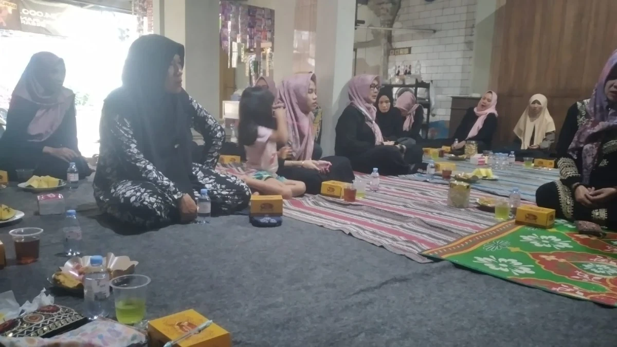 Pertemuan Rutin PKK RT 2 RW 3 Tahunan