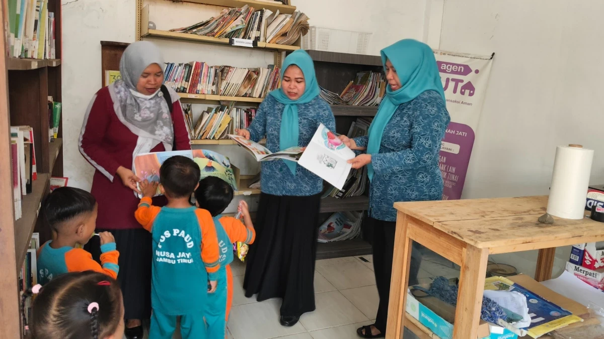 Pengenalan Literasi pada Anak