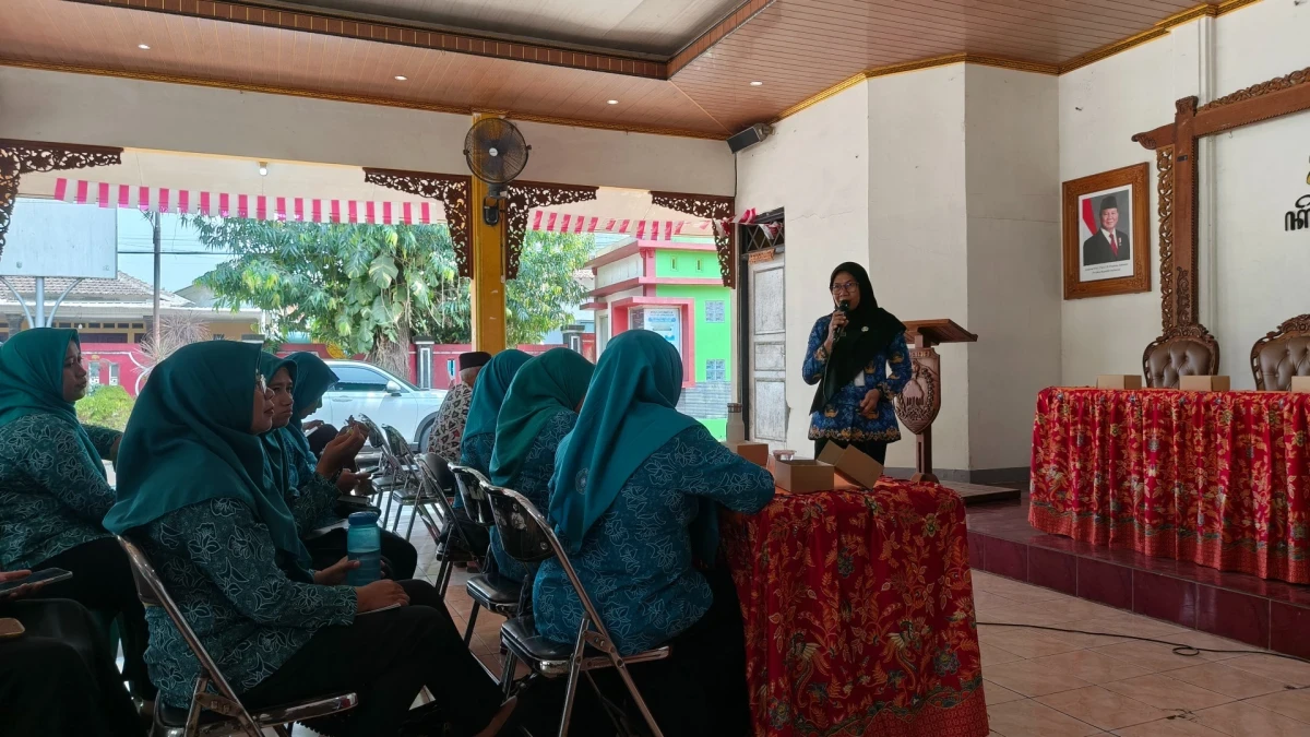 TP PKK Desa Tahunan Ikuti Sosialisasi Pengelolaan Sampah