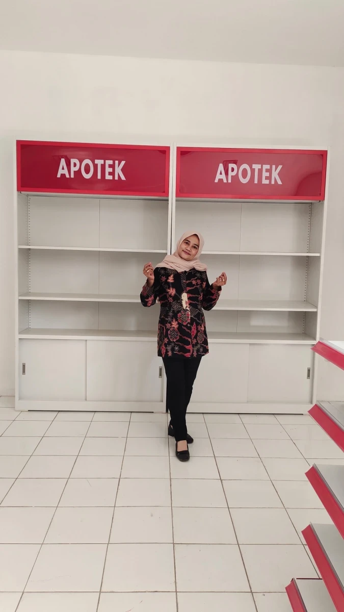 Mengunjungi koperasi merah putih 