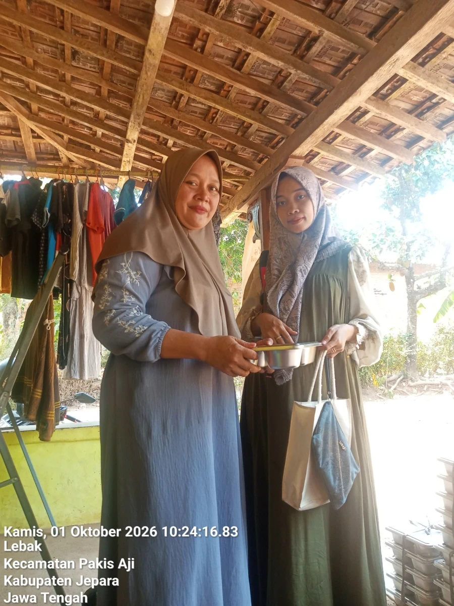 pendistribusian makan bergizi gratis di posyandu tunas harapan