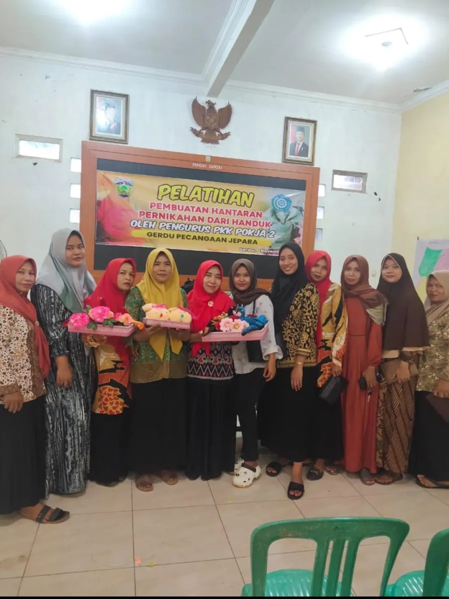 PELATIHAN MEMBUAT HANTARAN BERSAMA POKJA II