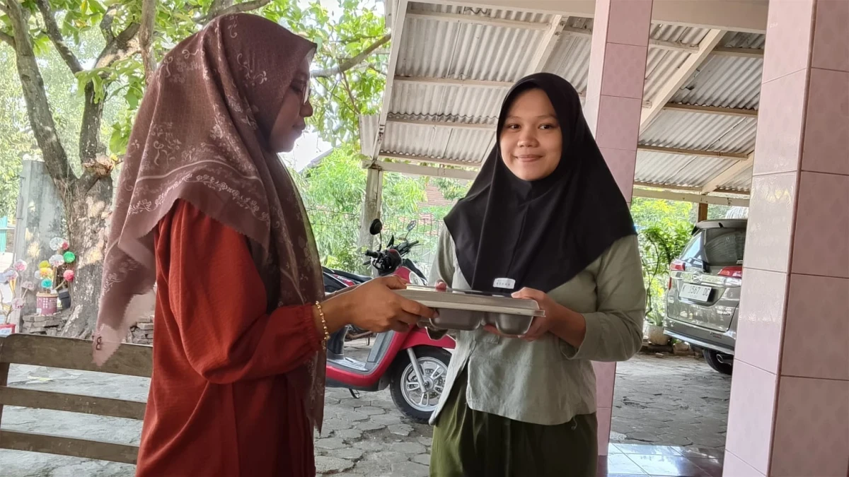 Pendistribusian MBG 3 B Sidodadi 4