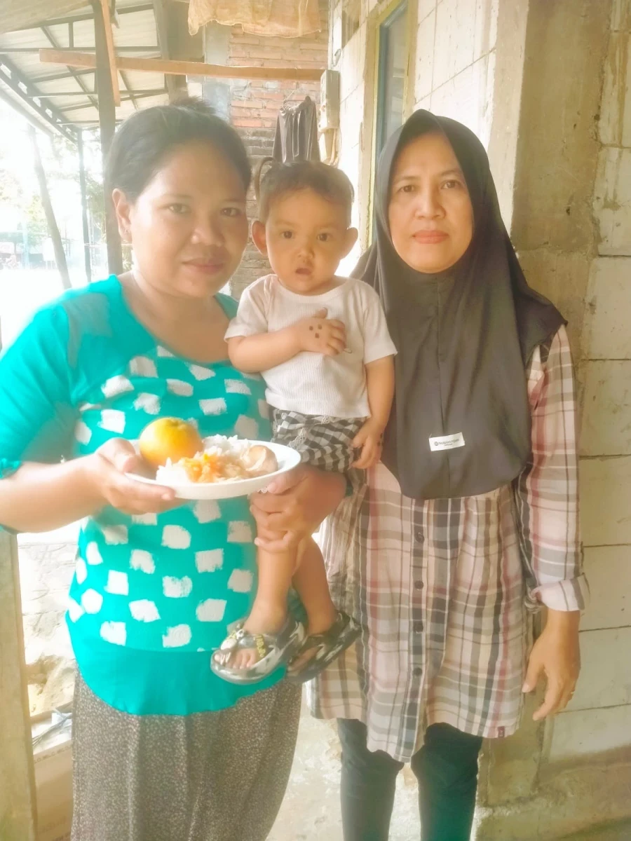 PEMBERIAN MBG DI POS NUSA INDAH 7