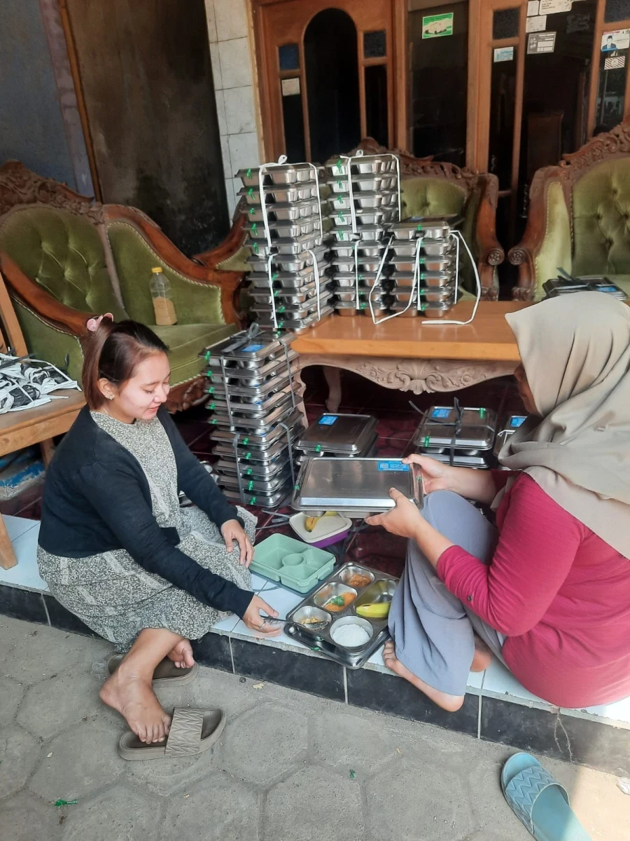 MBG Nusa Indah VI Hadirkan Menu Dori Katsu untuk Balita, Bumil, dan Busui