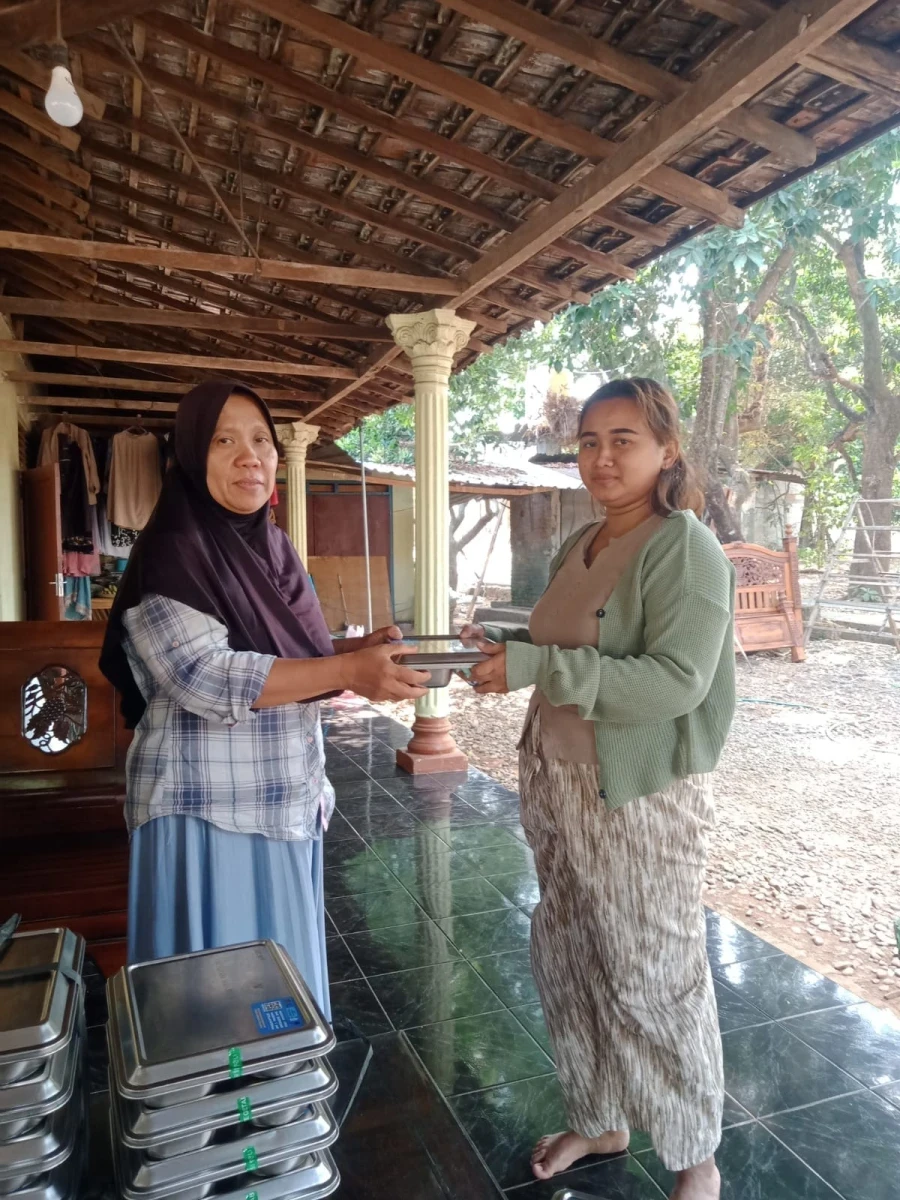 Pendistribusian Menu MBG Balita, Bumil, Busui Pos Nusa Indah II Tahunan  