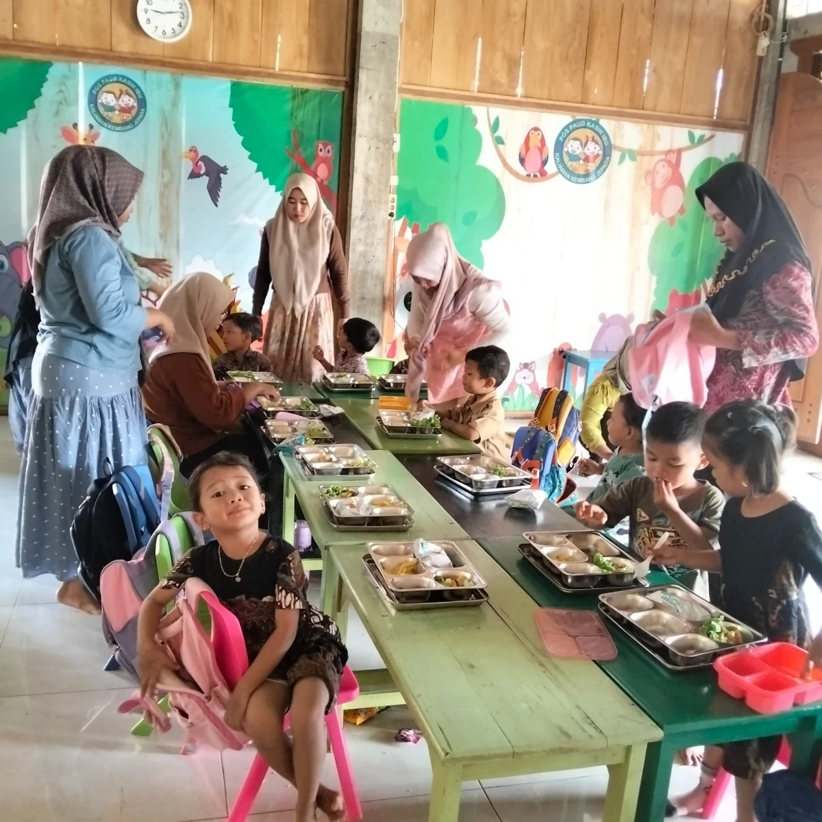 Pembagian MBG di Pos Paud Kasih Ibu