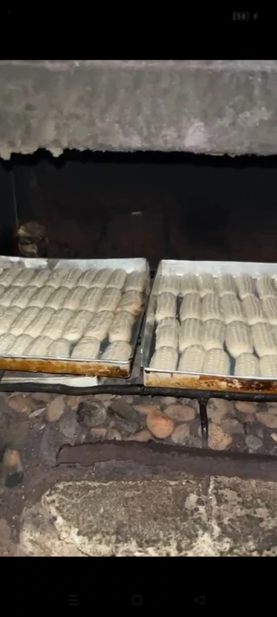 Produk Unggulan UMKM Desa Kaliaman Kue Larut 