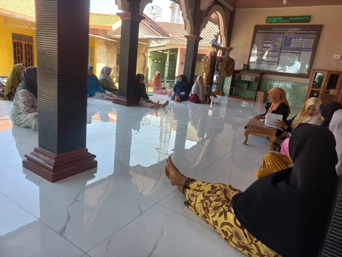 Pertemuan rutin pkk rw 7