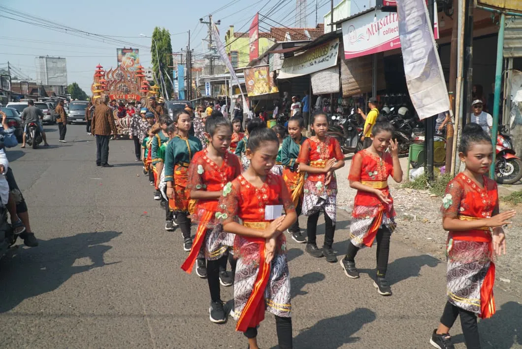 Sedekah Bumi Desa Jambu