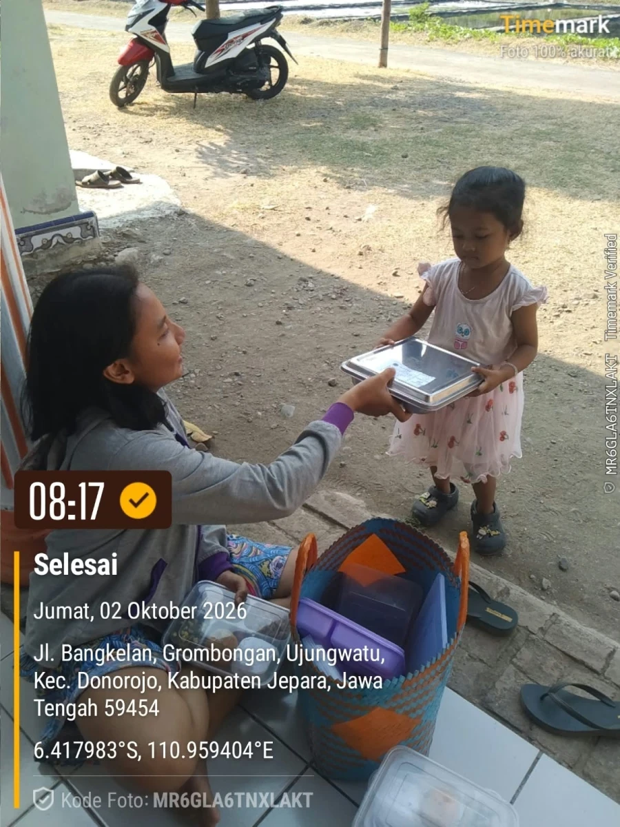 PENDISTRIBUSIAN MAKAN BERGIZI GRATIS (MBG) DI POS 06 RW 03 GROBOGAN