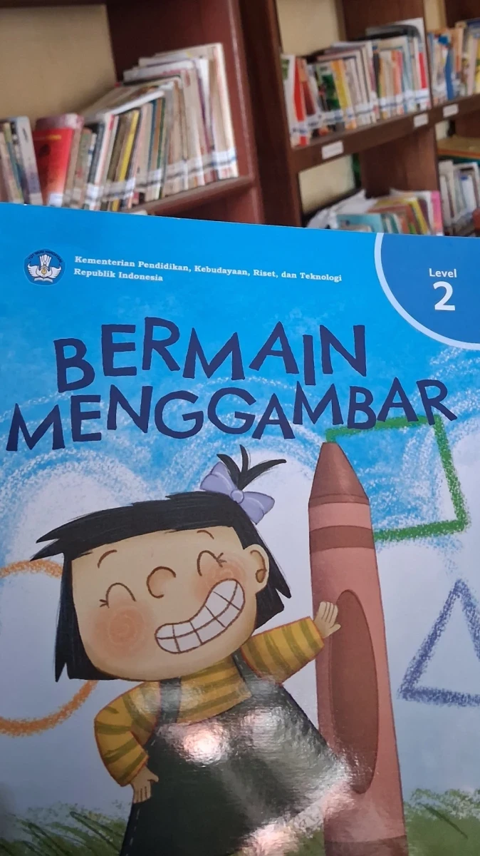 Pantau Fasilitas & Minat Baca, Bunda Literasi Karanggondang Sambangi Perpustakaan Ngudi Kaweruh