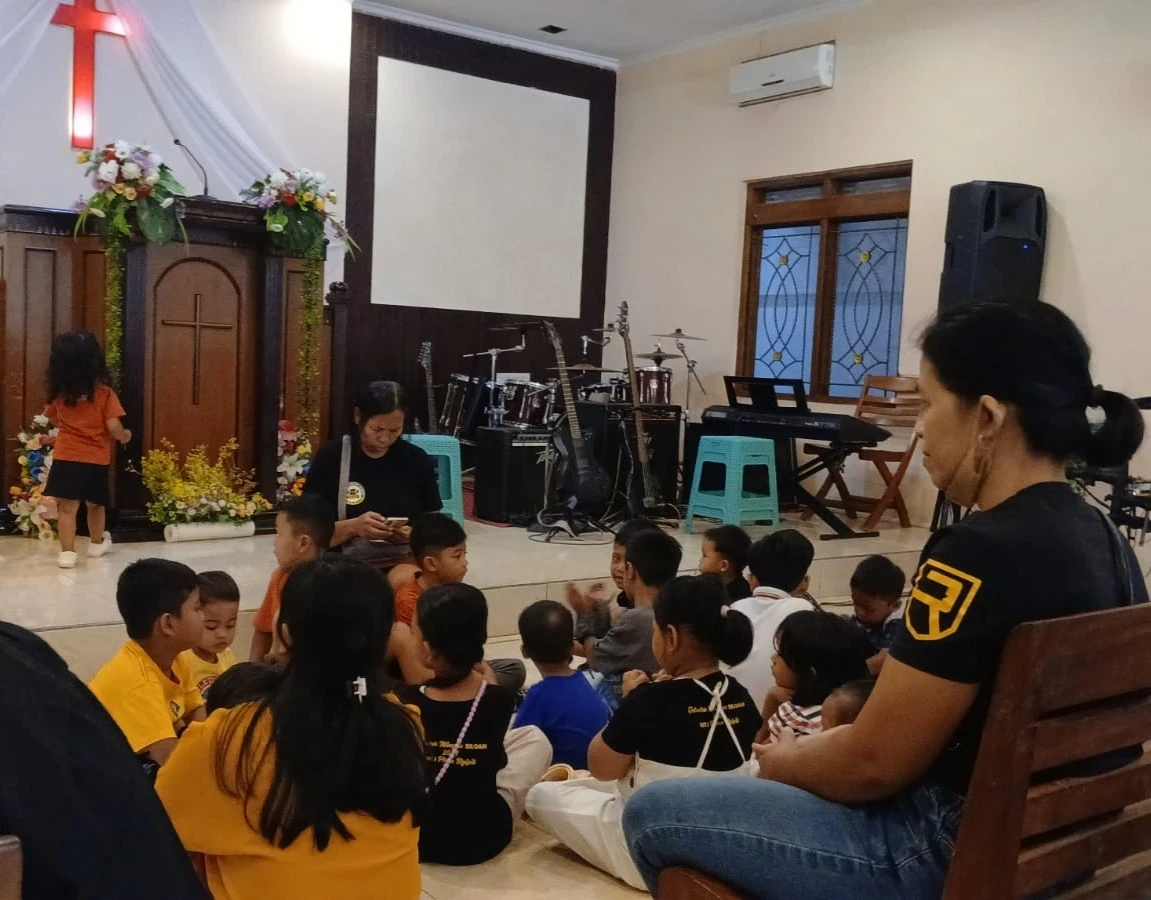 Anak-Anak Pengubah Dunia: Belajar Setia dalam Hal-Hal Kecil