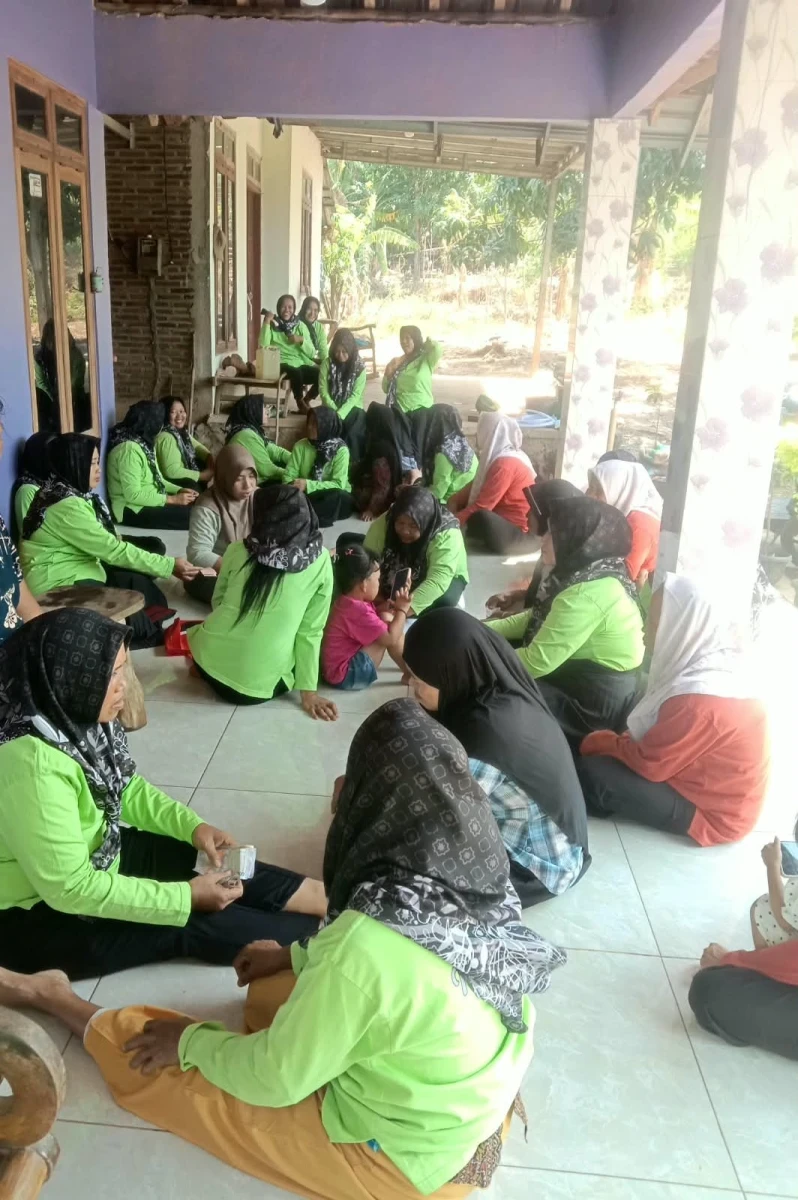 Kegiatan PKK RT 02 RW 03 Desa Kaliaman 