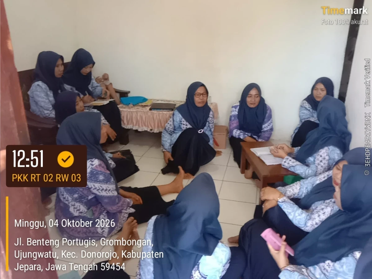 TP.PKK DESA HADIR DALAM PERTEMUAN RUTIN PKK DI RT 02 BRW 03 GROBOGAN