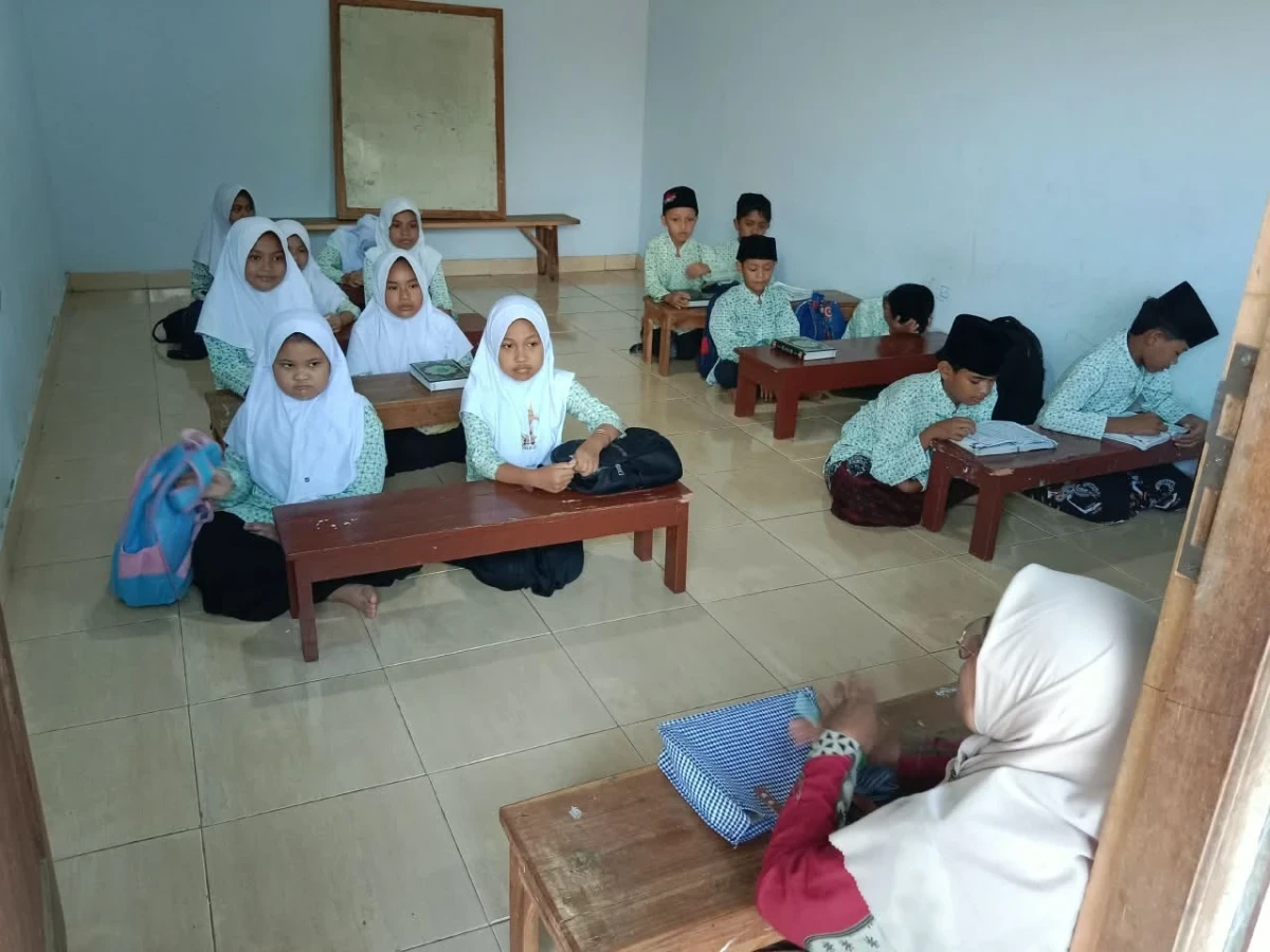 TP.PKK DESA HADIR DI TPQ MIFTAHUL JANNAH UJUNGWATU