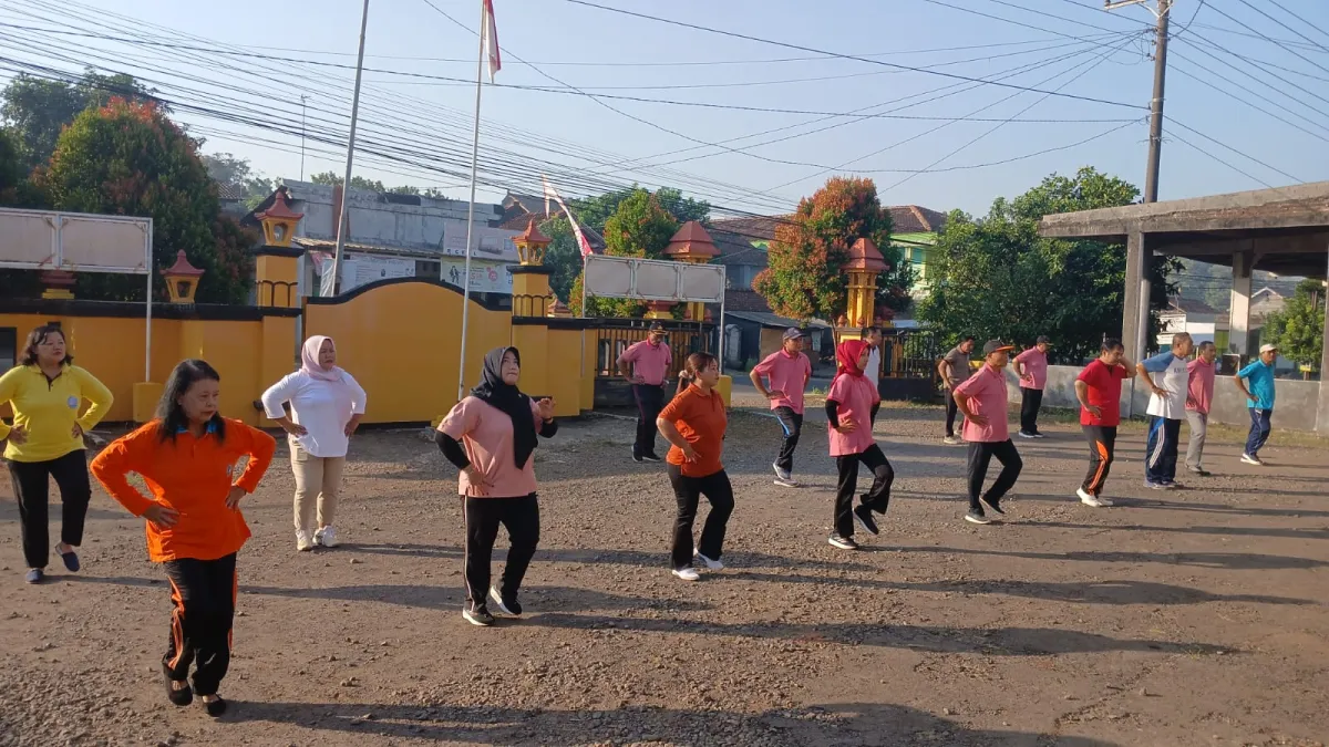 Kegiatan Senam Sehat PKK