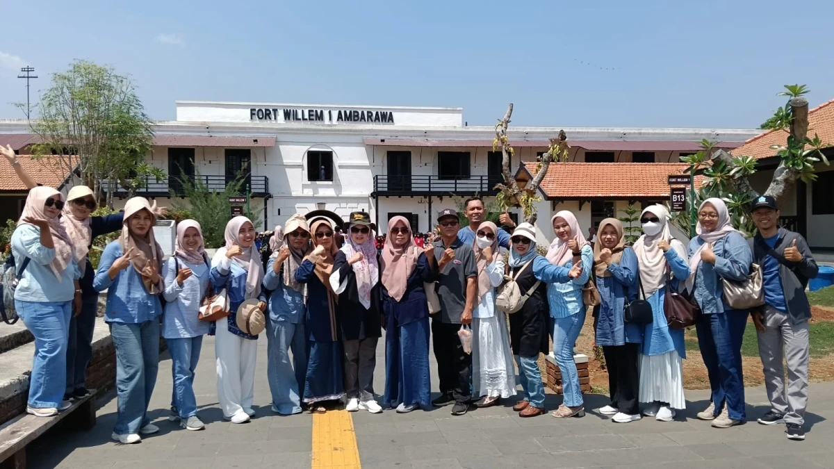 Belajar Literasi Sejarah ke Benteng Fort Willem 1