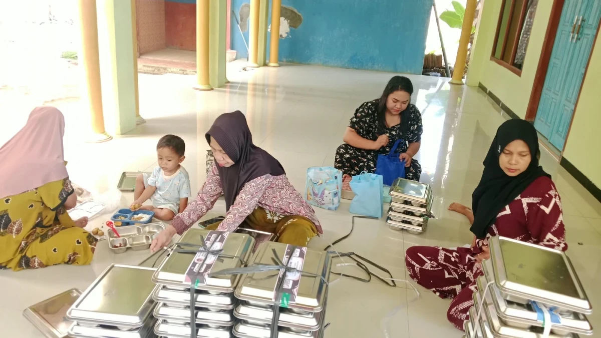 MAKANAN BERGIZI GRATIS