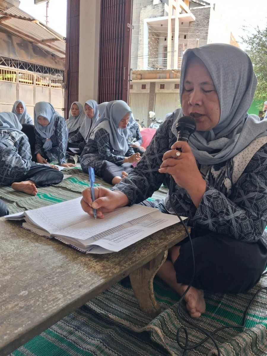 Pertemuan Rutin Anggota PKK RT 03/02 Diikuti 86 Ibu