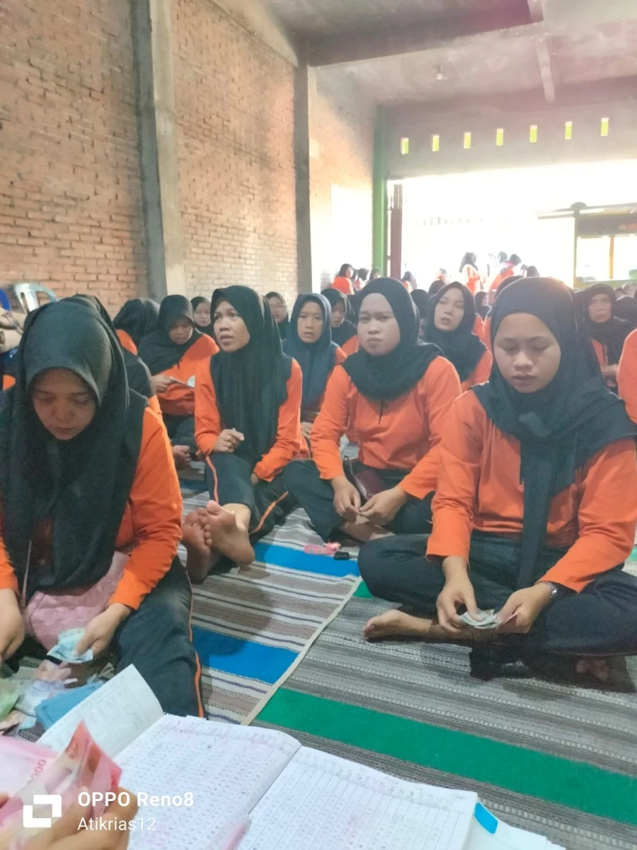 PKK Desa Tahunan Bendansari RT 01/02 Gelar Pertemuan Rutin, Dawis 6 Berbagi Resep Serabi