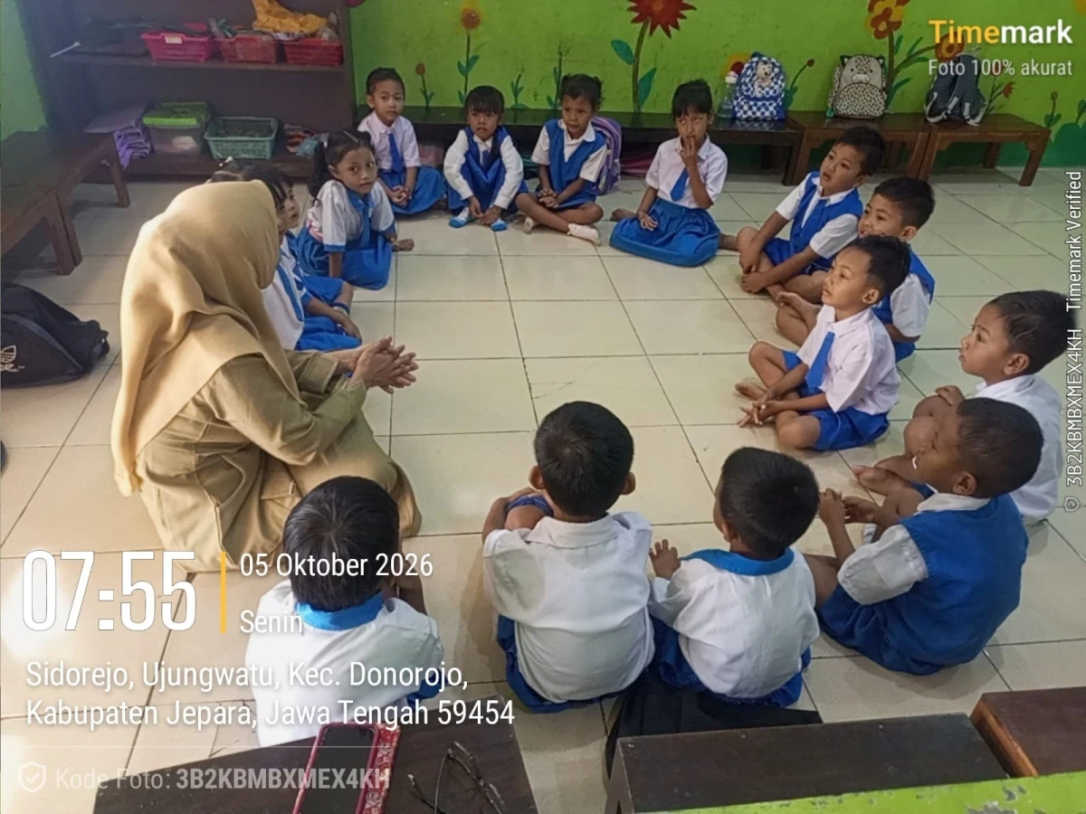 TP.PKK DESA HADIR DI TK MELATI UJUNGWATU