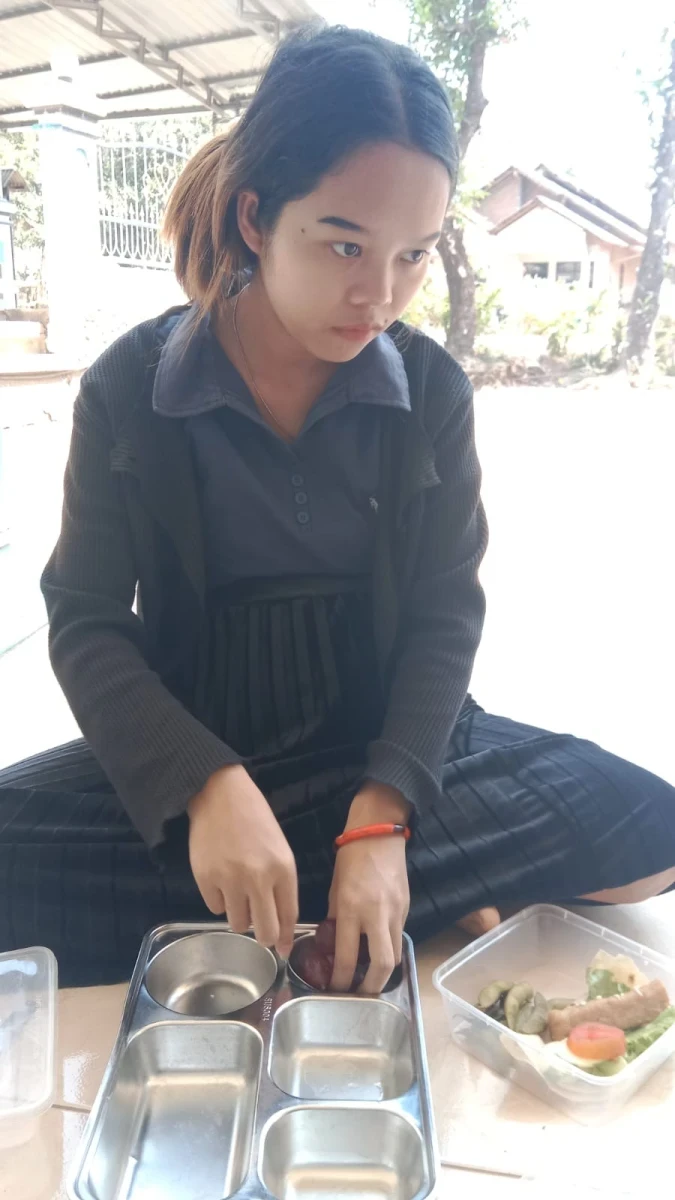 MAKANAN BERGIZI GRATIS