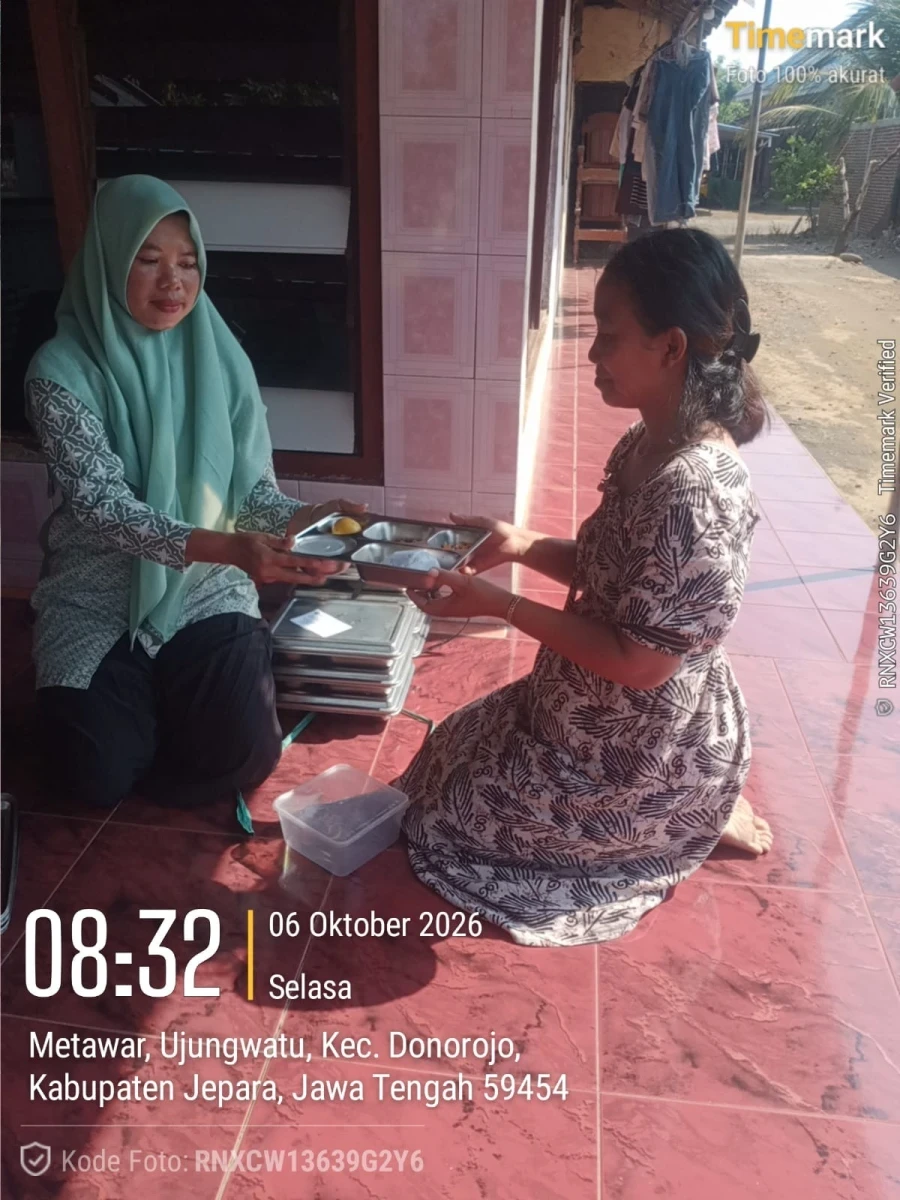 PENDISTRIBUSIAN MAKAN BERGIZI GRATIS (MBG)DI RW 01 POS 04 GROBOGAN