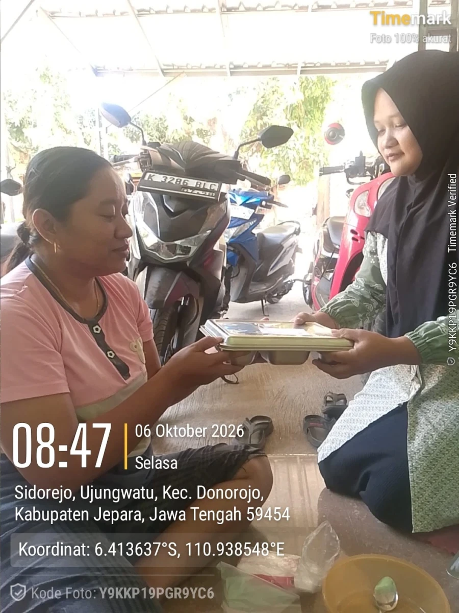 PENDISTRIBUSIAN MAKAN BERGIZI GRATIS (MBG) DI RW 05 POS 02 SIDOREJO