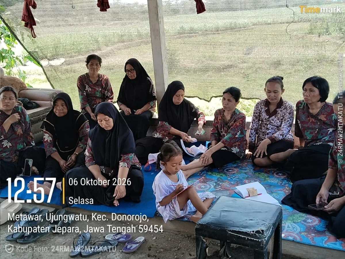SOSIALISASI JINGLE PAAREDI DI RT 07 RW 01 DUKUH METAWAR