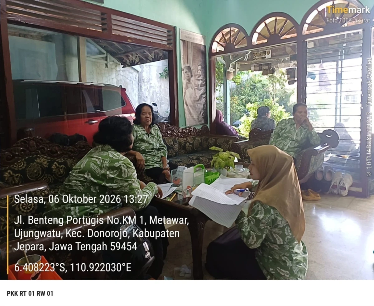 PERTEMUAN RUTIN PKK RT 01 RW 01 DUKUH METAWAR