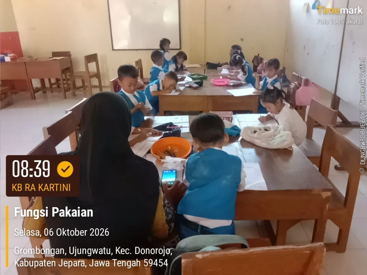 PEMBELAJARAN DI KB RA KARTINI UJUNGWATU