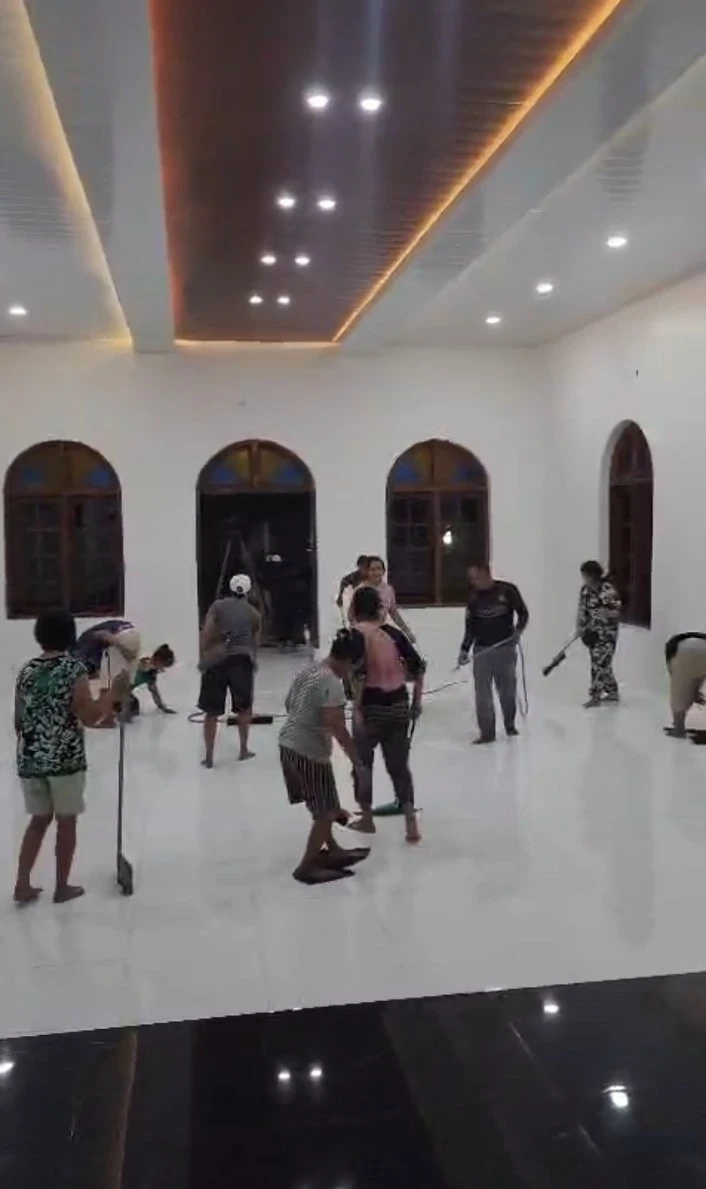 TP.PKK DESA HADIR DALAM KERJA BHAKTI DI GITJ PALOHJATI 