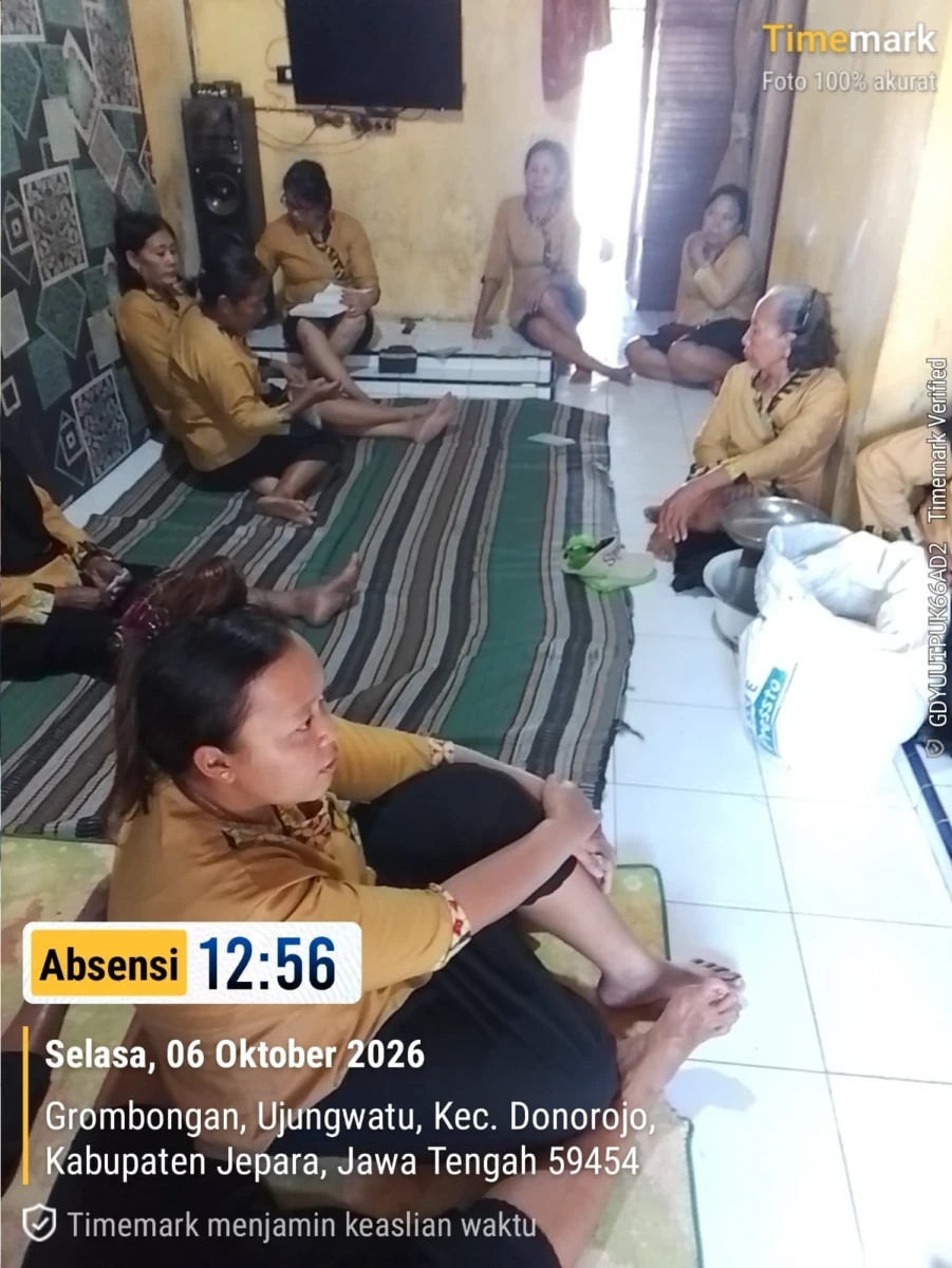 SOSIALISASI PSN DI PKK RT 06 RW 03 DUKUH GROBOGAN